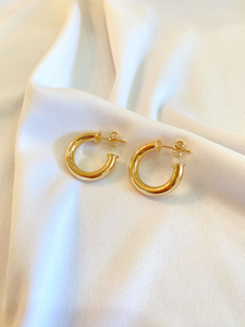 Mais vendidos! Brincos de argola folheados a ouro para o dia a dia