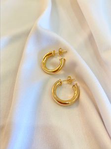 Mais vendidos! Brincos de argola folheados a ouro para o dia a dia
