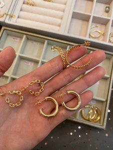 Mais vendidos! Brincos de argola folheados a ouro para o dia a dia
